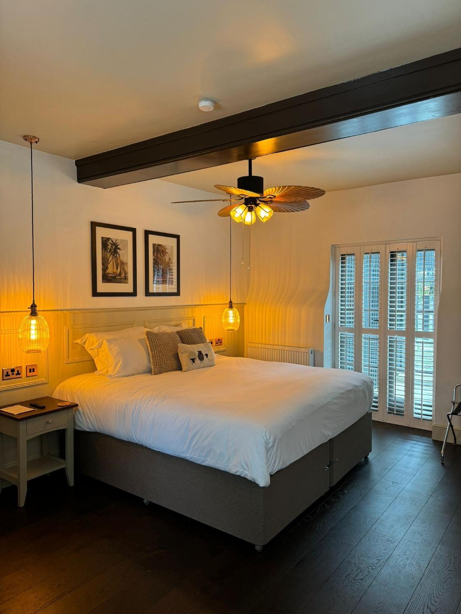 Woolpack Inn แคนเทอร์เบอรี ภายนอก รูปภาพ