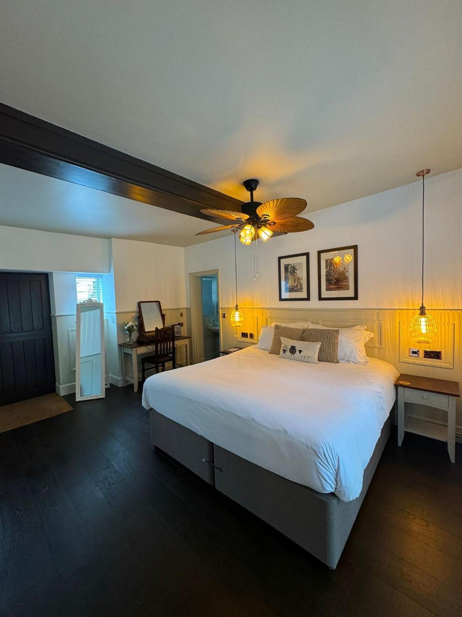 Woolpack Inn แคนเทอร์เบอรี ภายนอก รูปภาพ