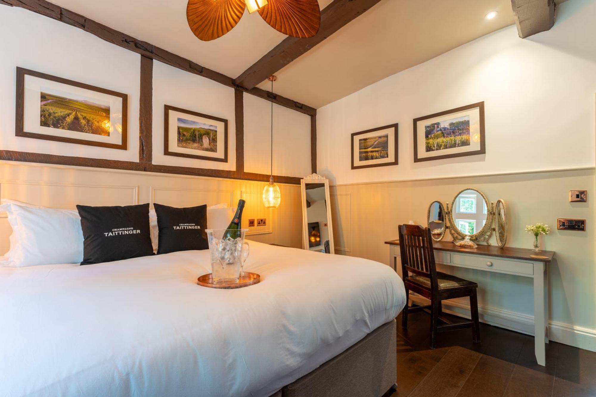Woolpack Inn แคนเทอร์เบอรี ภายนอก รูปภาพ