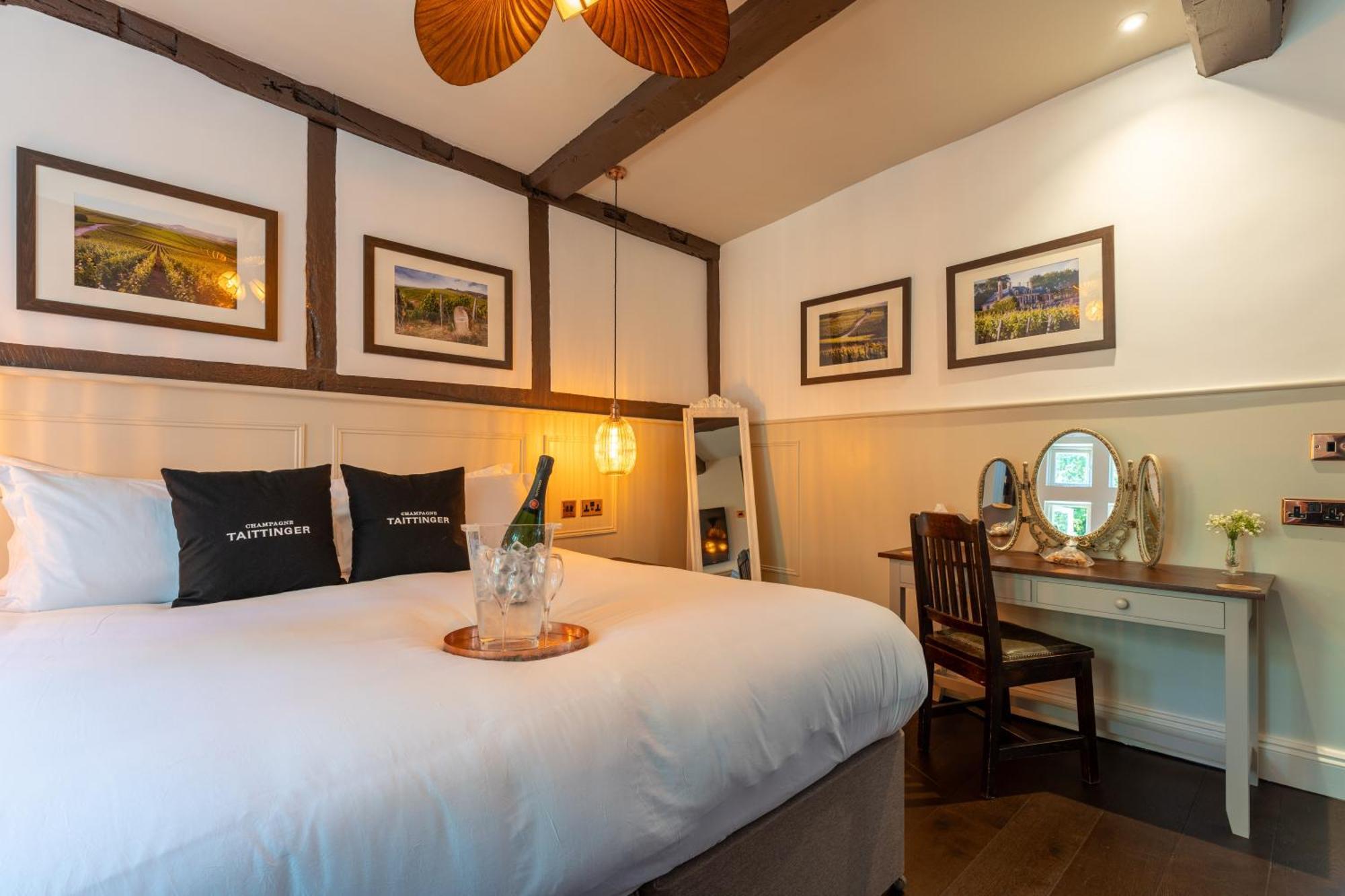 Woolpack Inn แคนเทอร์เบอรี ภายนอก รูปภาพ